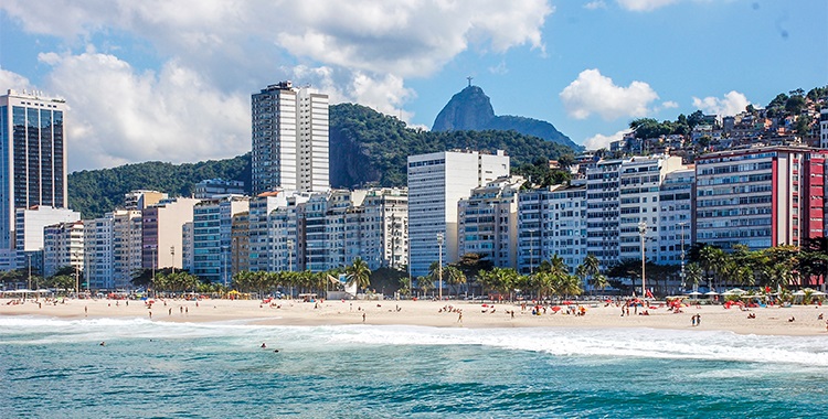 Uma fotografia da praia do Rio de Janeiro